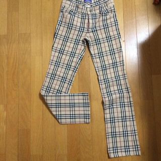 バーバリー(BURBERRY)のブルーレーベル パンツ正規品(カジュアルパンツ)