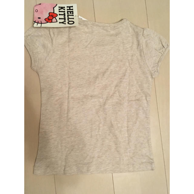 UNIQLO(ユニクロ)のハローキティ キティちゃ tシャツ ドレス シャツ カットソー チュニック  キッズ/ベビー/マタニティのキッズ服女の子用(90cm~)(Tシャツ/カットソー)の商品写真