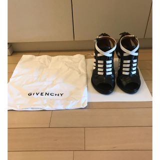 ジバンシィ(GIVENCHY)の本日限定値下げ♡ジバンシイ 美品 サンダル(サンダル)