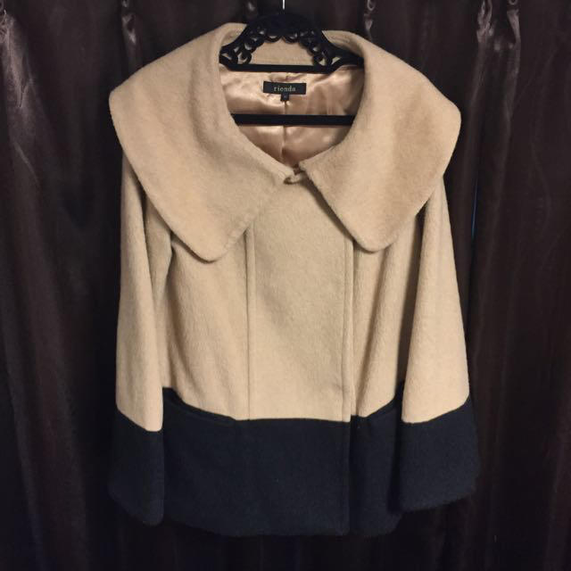 rienda(リエンダ)のBIGカラーAラインコート♡ レディースのジャケット/アウター(トレンチコート)の商品写真
