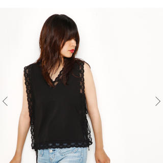 スライ(SLY)のSLY BIBS CUT LACE TOPS(カットソー(半袖/袖なし))