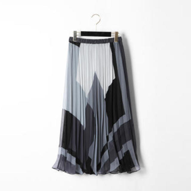 安室奈美恵さん着用 グレースコンチネンタル プリーツスカート 新品未使用 ロングスカート