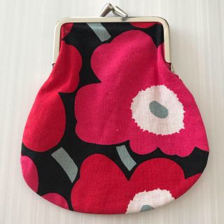 マリメッコ(marimekko)の【marimekko】がま口ポーチ  おまけ付き(ポーチ)