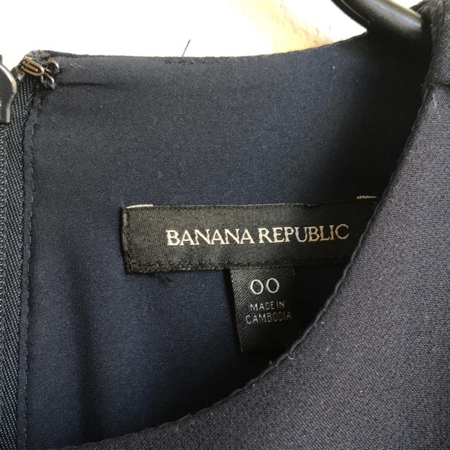 Banana Republic(バナナリパブリック)のバナナリパブリック 紺ワンピース 00 5号サイズ レディースのワンピース(ひざ丈ワンピース)の商品写真