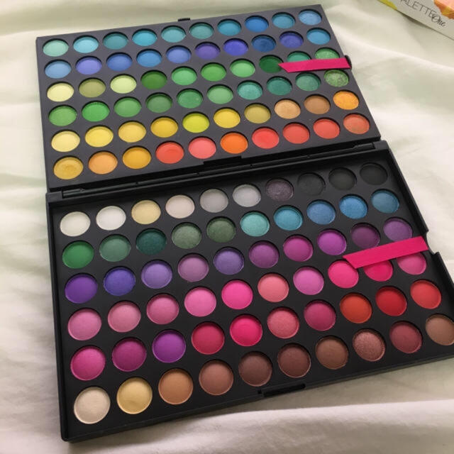 Coastal Scents(コースタルセンツ)のCoastal Scents 120 Palette One コスメ/美容のベースメイク/化粧品(アイシャドウ)の商品写真