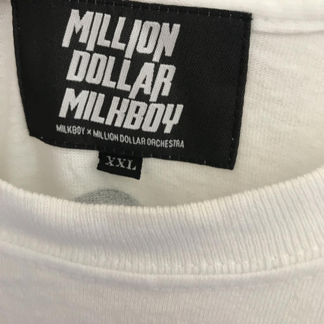 MILKBOY(ミルクボーイ)のMILKBOY berry いちごMDM Tシャツ  ホワイト ミリオンダーラー レディースのトップス(Tシャツ(半袖/袖なし))の商品写真