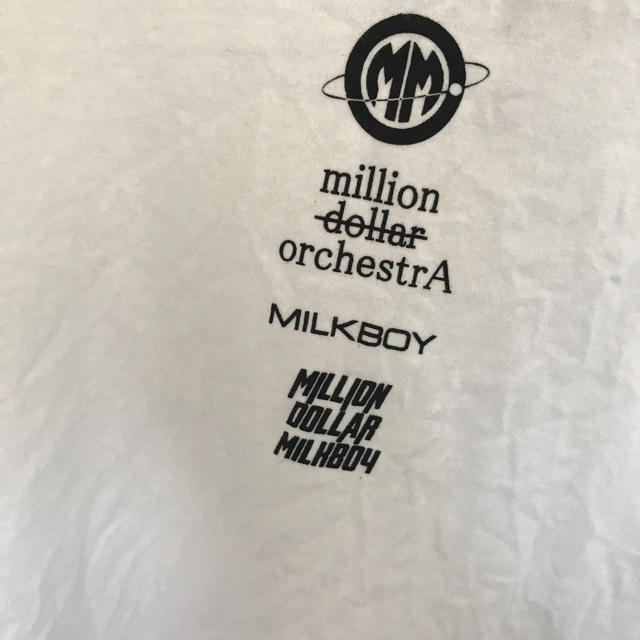 MILKBOY(ミルクボーイ)のMILKBOY berry いちごMDM Tシャツ  ホワイト ミリオンダーラー レディースのトップス(Tシャツ(半袖/袖なし))の商品写真