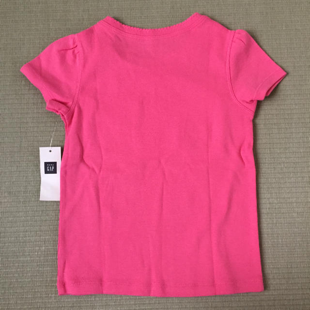 babyGAP(ベビーギャップ)のbabyGAP 半袖Tシャツ 100センチ キッズ/ベビー/マタニティのキッズ服女の子用(90cm~)(Tシャツ/カットソー)の商品写真