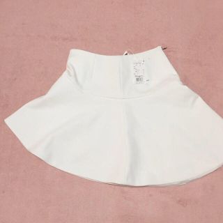 ボディドレッシングデラックス(BODY DRESSING Deluxe)のBODYDRESSINGホワイトスカート(ミニスカート)