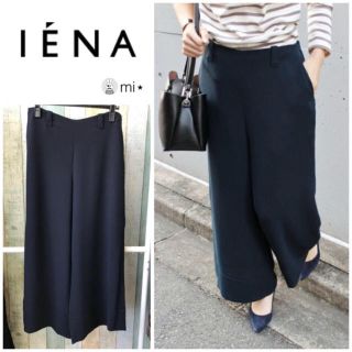 イエナ(IENA)の美品❣️IENA セミフレアパンツ ネイビー 38(クロップドパンツ)