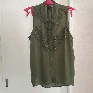 エイチアンドエム(H&M)のMi様専用🙌レースブラウス カーキ色(シャツ/ブラウス(半袖/袖なし))