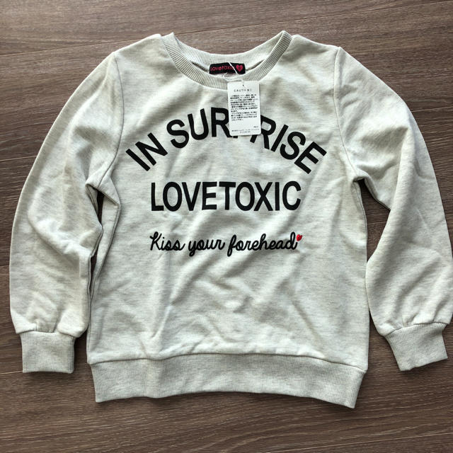 lovetoxic(ラブトキシック)の140. Lovetoxic スウェット キッズ/ベビー/マタニティのキッズ服女の子用(90cm~)(Tシャツ/カットソー)の商品写真