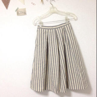 サマンサモスモス(SM2)のehka パイルストライプスカート(ひざ丈スカート)