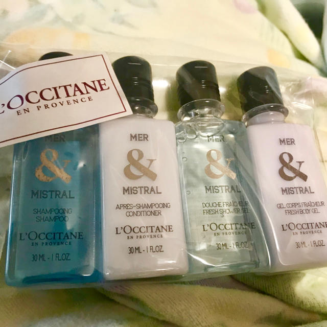 L'OCCITANE(ロクシタン)の週末限定お値下🐠ロクシタン🐠メール＆ミストラル トラベルセット４本 コスメ/美容のヘアケア/スタイリング(シャンプー)の商品写真