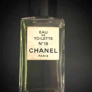 シャネル(CHANEL)のCHANEL NO.19(香水(女性用))