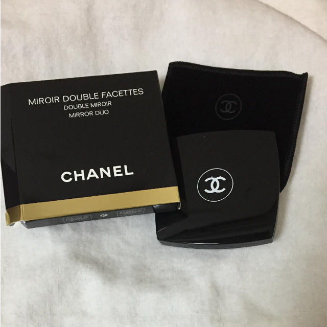 CHANEL(シャネル)のCHANEL ミロワール ドゥーブル ファセット ミラー レディースのファッション小物(ミラー)の商品写真