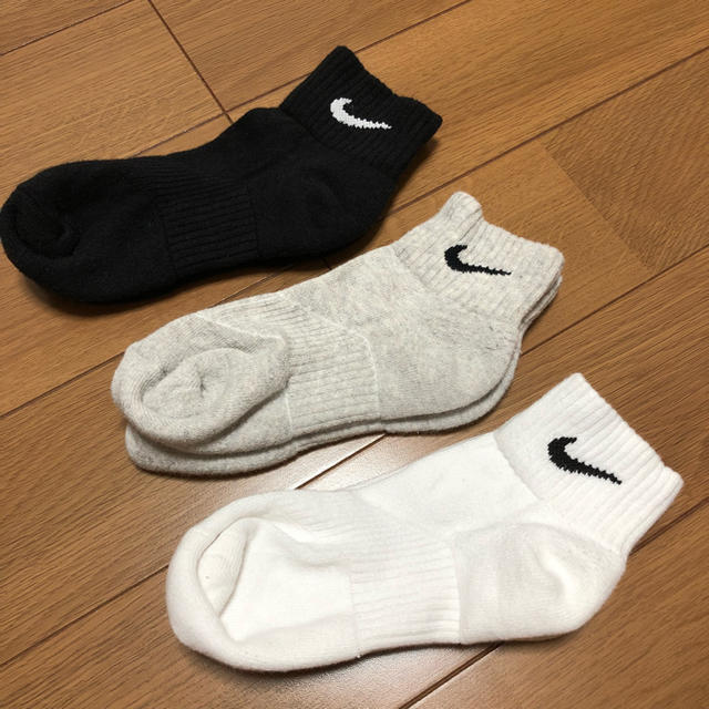 NIKE(ナイキ)のNIKE ソックス 3足組 レディースのレッグウェア(ソックス)の商品写真