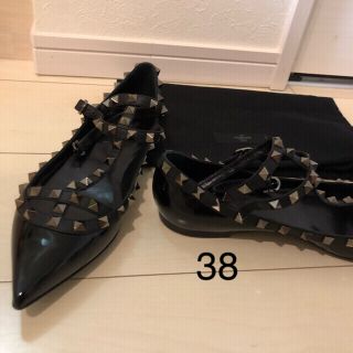 ヴァレンティノ(VALENTINO)の専用 中古美品 ヴァレンティノ スタッズ ノワール フラットシューズ 38(バレエシューズ)