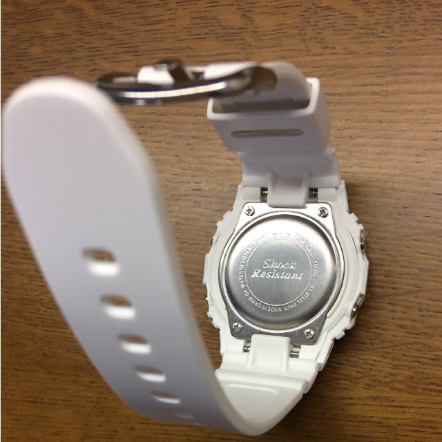 G-SHOCK(ジーショック)のbaby-g 白 G-SHOCK レディースのファッション小物(腕時計)の商品写真