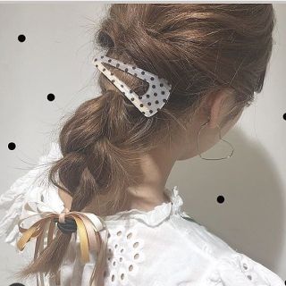 カスタネ(Kastane)の新品！ヘアクリップ ヘアアクセ  ドット ホワイト(バレッタ/ヘアクリップ)