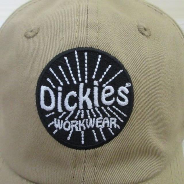 Dickies(ディッキーズ)の未使用新品　ディッキーズ　キャップ　ベージュ メンズの帽子(キャップ)の商品写真