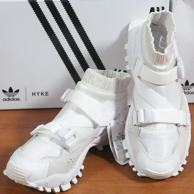 HYKE×adidas コラボスニーカー