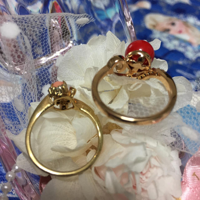 天然赤珊瑚とジルコニアのリング(おまけ付き) レディースのアクセサリー(リング(指輪))の商品写真