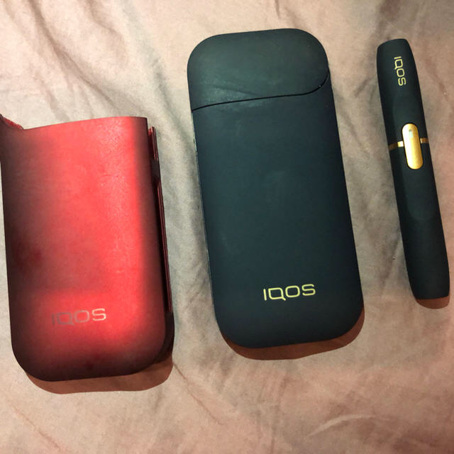 iqos 本体と純正カバー 良品ですよ