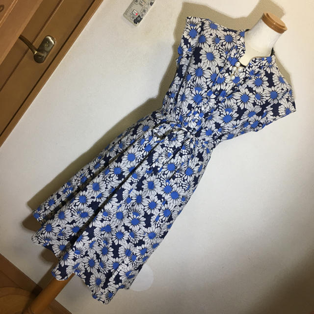 Laura Ashley ローラアシュレイ ブルー 花柄 フリル袖 ワンピース 美品 7号9号11号13号の通販 By Happy Shop ローラアシュレイならラクマ