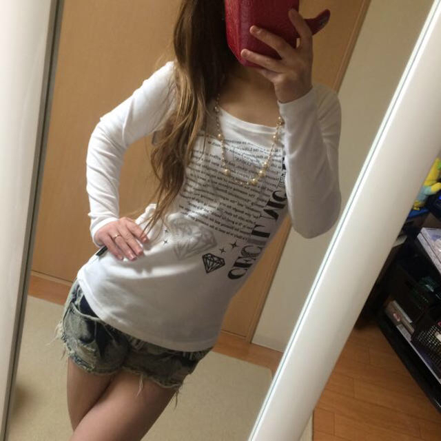 CECIL McBEE(セシルマクビー)のCECIL McBEE♥︎ビジューロンT レディースのトップス(Tシャツ(長袖/七分))の商品写真