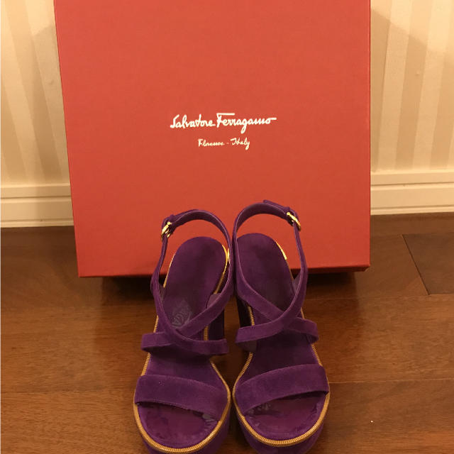 Salvatore Ferragamo(サルヴァトーレフェラガモ)のフェラガモ ヒールサンダル レディースの靴/シューズ(ハイヒール/パンプス)の商品写真