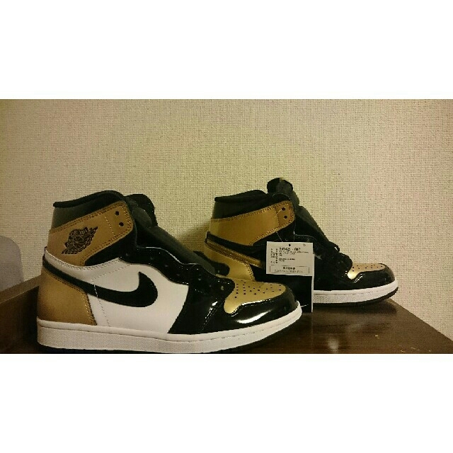 NIKE(ナイキ)のgold toe 新品 26cm us8 air jordan 1 nike メンズの靴/シューズ(スニーカー)の商品写真