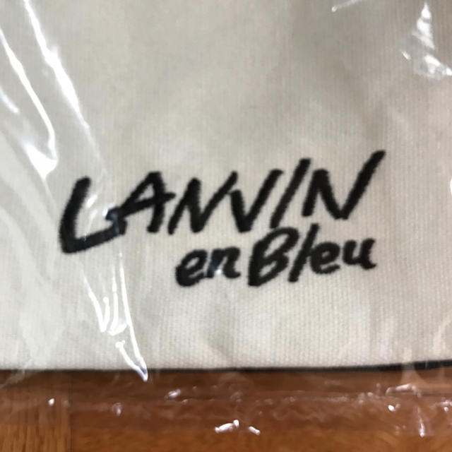 LANVIN en Bleu(ランバンオンブルー)のランバンオンブルー クラッチバッグポーチ レディースのバッグ(クラッチバッグ)の商品写真