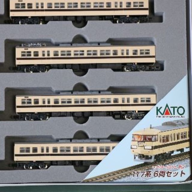 KATO`(カトー)のKATO 117系新快速6両セット+2両 エンタメ/ホビーのおもちゃ/ぬいぐるみ(鉄道模型)の商品写真