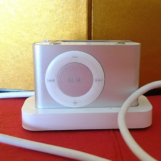 アイポッドタッチ(iPod touch)のiPod shuffle シルバー ☆ジャンク品(ポータブルプレーヤー)