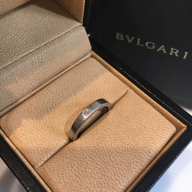 BVLGARI(ブルガリ)のブルガリ ダイヤ 1P プラチナ 指輪 結婚指輪 婚約指輪 PT950 リング レディースのアクセサリー(リング(指輪))の商品写真