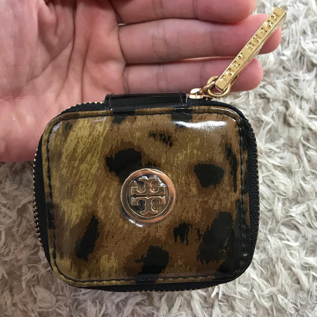 TORY BURCH アクセサリーケース レディースのファッション小物(ポーチ)の商品写真