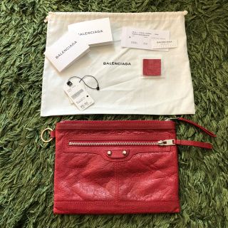 バレンシアガバッグ(BALENCIAGA BAG)のBALENCIAGA クラシッククリップS クラッチバッグ レッド バレンシアガ(クラッチバッグ)