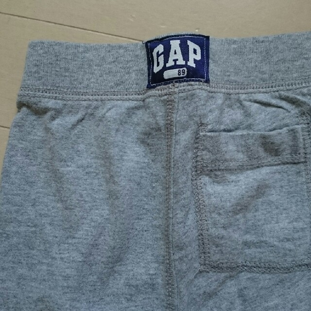 GAP(ギャップ)のキッズ パンツ キッズ/ベビー/マタニティのベビー服(~85cm)(パンツ)の商品写真