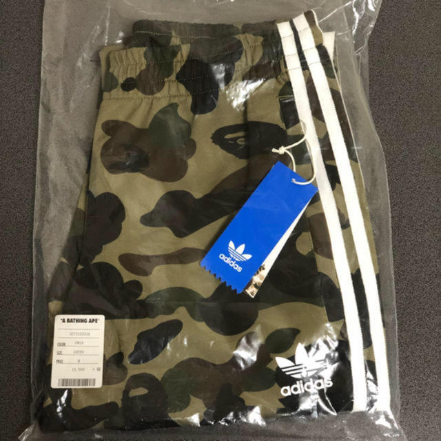 A BATHING APE(アベイシングエイプ)の限定値下 APE adidas パンツ Mサイズ メンズのトップス(ジャージ)の商品写真