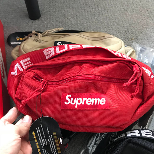 Supreme waist bag 18ss