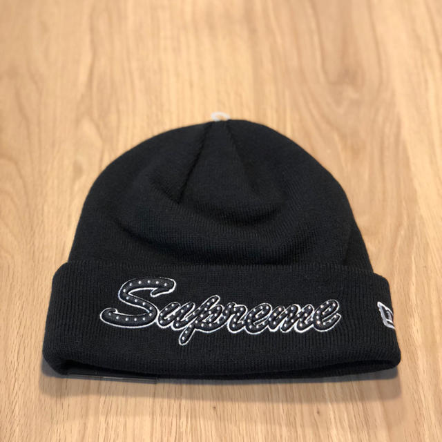 Supreme - supreme New Era Script Beanie 黒 ビーニーの通販 by ...