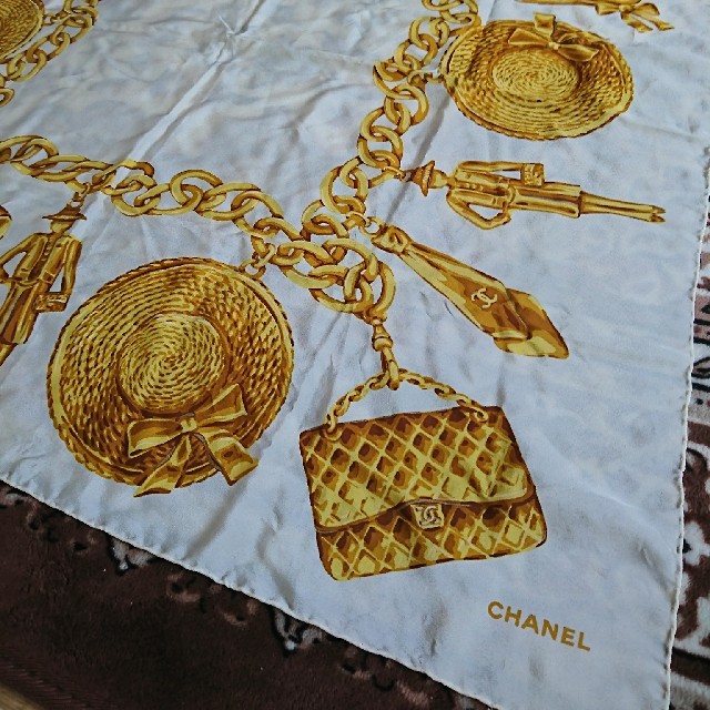 CHANEL(シャネル)の☆●CHANEL●☆スカーフ レディースのファッション小物(バンダナ/スカーフ)の商品写真