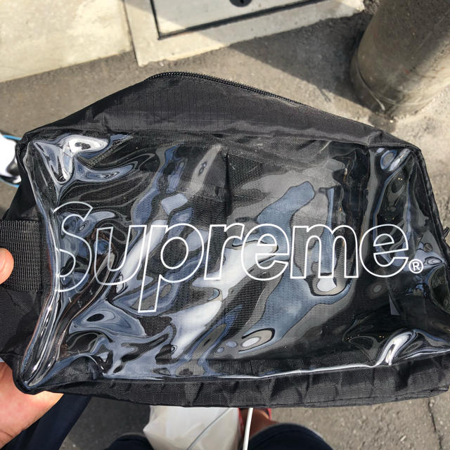 値下げ致しましました。送料込み supreme ユーティリティーバッグ黒