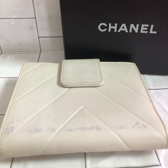 CHANEL(シャネル)のCHANEL Wホック 二つ折り財布 着払いの品 レディースのファッション小物(財布)の商品写真