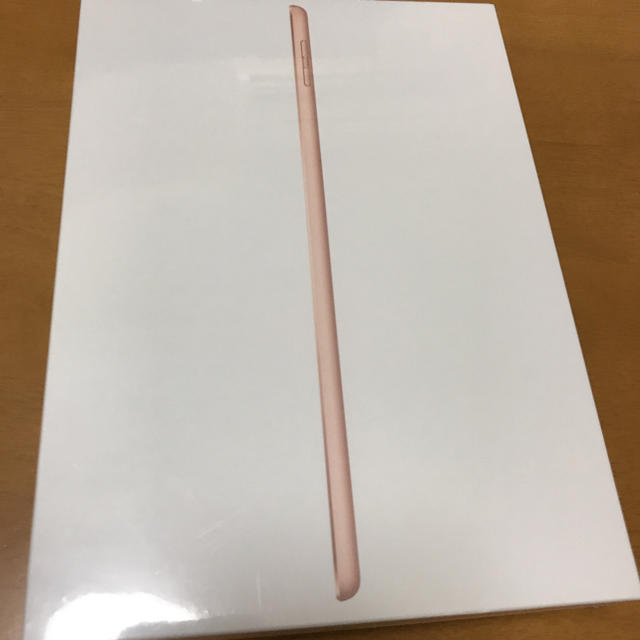新品 iPad 2018 第6世代  Wi-Fiモデル 32GB ゴールド