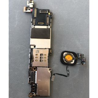 アップル(Apple)のiPhoneSE ジャンク ロジックボード ホームボタンセット(その他)