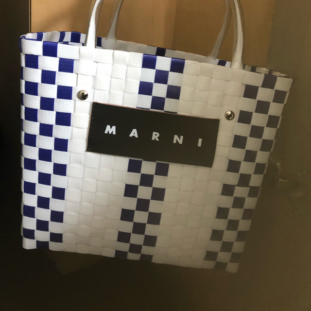 Marni(マルニ)のマルニカゴバッグ レディースのバッグ(かごバッグ/ストローバッグ)の商品写真