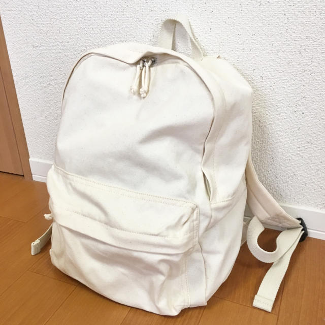 MUJI (無印良品)(ムジルシリョウヒン)の【301様専用】高橋愛ちゃん使用♡無印良品 コットンリュック（生成り） レディースのバッグ(リュック/バックパック)の商品写真