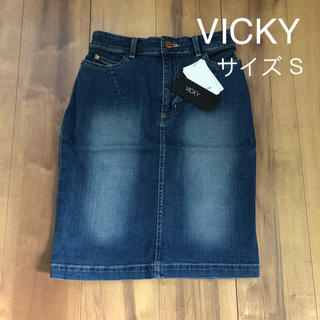 ビッキー(VICKY)の新品 VICKY ビッキー デニムスカート 膝丈スカート 1 S(ひざ丈スカート)
